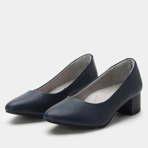 Women’s Alegria Lisah pumps in sleek navy leather, featuring contoured arch footbed, cushioned heel, and slip-resistant outsole for comfort and all-day support.