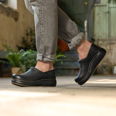 DANSKO WOMENS PRO CLOUD - BLACK LEATHER