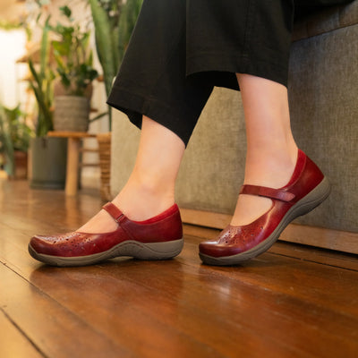 DANSKO WOMENS STACY - RED