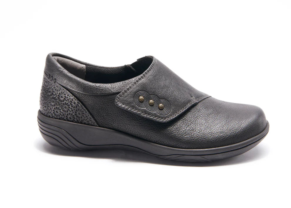 Black Hälsa Anna comfort shoes with hook-and-loop strap, supportive removable insole, antimicrobial lining, and flexible lightweight outsole for all-day wear.