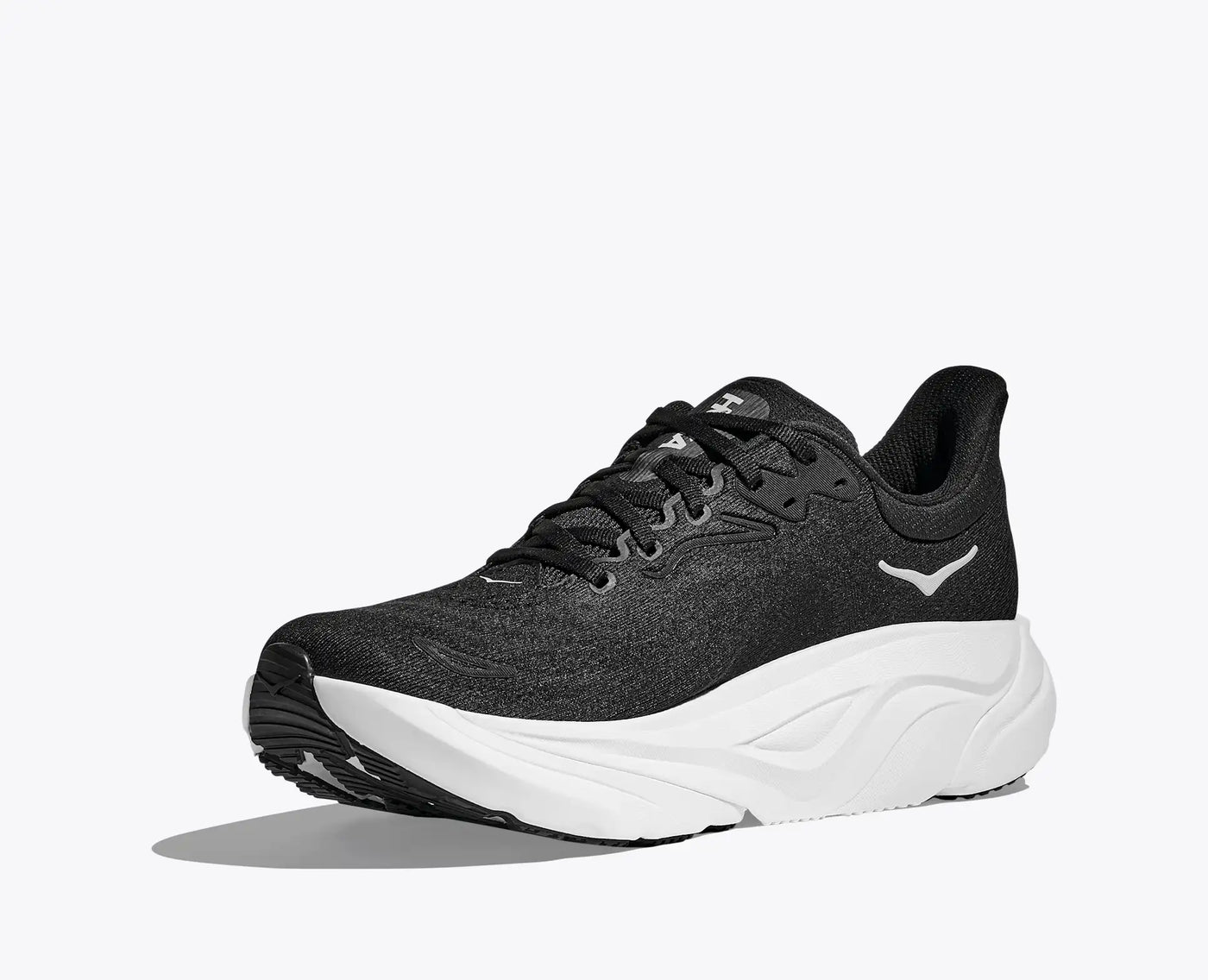 HOKA WOMENS ARAHI 8 - BLACK WHITE