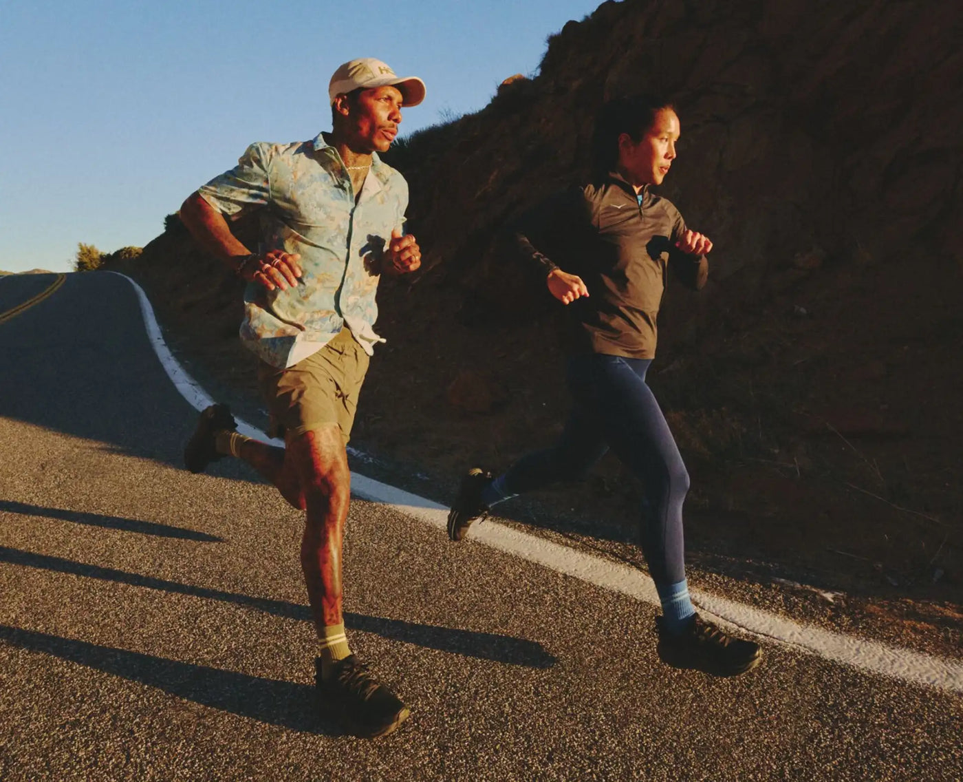 HOKA WOMENS CHALLENGER - JADE COSMIC GREY