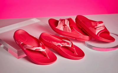 OOFOS WOMENS OOLALA THONG - NEON / BERRY