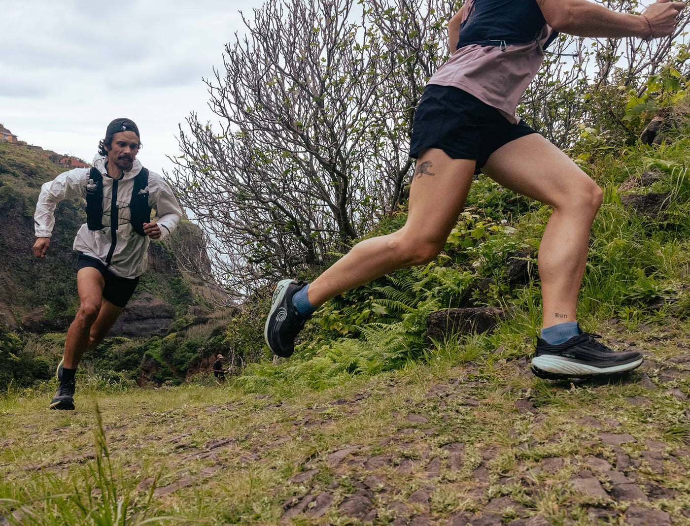 TOPO WOMENS VISTA - BLACK MINT