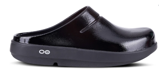 OOFOS OOCLOOG LUXE - SHINY BLACK – DAVIDSON SHOES