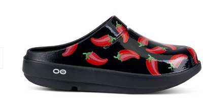 OOFOS OOCLOOG LIMITED EDITION CLOG - RED HOT CHILIS